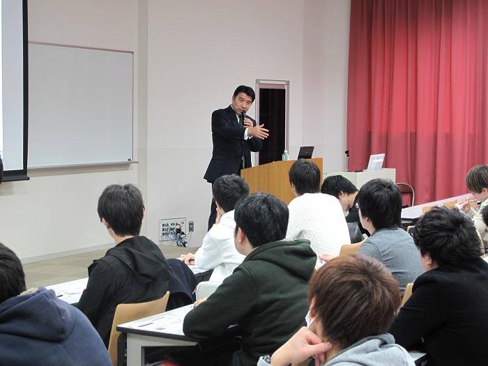 https://www.u-bunkyo.ac.jp/faculty/business/IMG_0185.JPG